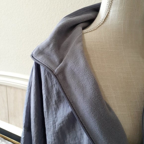 GAP Fit Fleece Lined Pop Over Windbreaker NWT - Picture 6 of 13